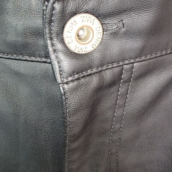 Zara Faux Leather Mom Fit Pants Trousers Size 4 - Picture 5 of 8